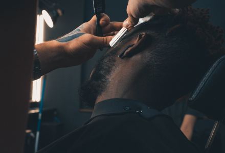 Фризьорски салон